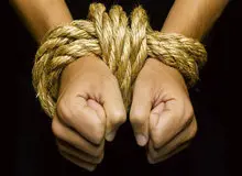 کودک ربوده شده کرمانی پس از ۴۶ روز از افغانستان به ایران منتقل شد/ بازداشت ۳ آدم‌ربا
