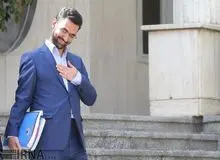 گاف وزیر جوان درباره انتخابات ریاست جمهوری روی آنتن زنده تلویزیون/ آقای آذری جهرمی نگران نباشید، میتوانید نامزد انتخابات ۱۴۰۰ بشوید!