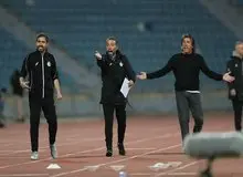 دستیاران خارجی ساپینتو جدا می‌شوند