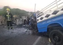 تصادف مرگبار نیسان حامل کپسول گاز با پژو/ آمار فوتی‌ها + عکس