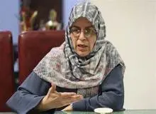 کنایه های آذر منصوری به سعید جلیلی و زاکانی /یکی حجاب اجباری را عمق راهبردی می داند آن یکی حجاب بان می گذارد