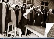 تصویری از پدر علی لاریجانی درحال رأی دادن