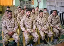 گلایه سربازان از حقوق 200 هزار تومانی/ اینقدر سرباز کم شده که باید با مدرک لیسانس در برجک پست بدهیم!/ هیچکس فکر نمی‌کند که سرباز هم آدم است،‌ خسته می‌شود