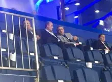 روایت حشمت مهاجرانی از حضور عارف در جایگاه تماشای بازی ایران - عراق