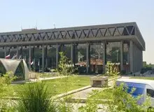 انتقاد روزنامه نزدیک به سپاه از  صداوسیما: چرامیزبان منتقدان غیر ساختارشکن نظام نیستید