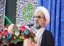 امام جمعه کرمان: آمریکا الان هم حاضر نیست در جنگ ژاپن و ویتنام عذرخواهی کند اما در مقابل جمهوری اسلامی تسلیم شد 