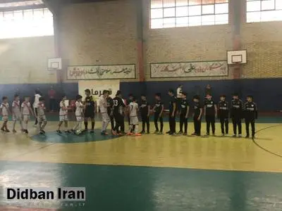 از انتقال بازیکنان نونهال از چمن به سالن تا بی احترامی به خانواده ها
جنجال هدایت شده در ورزشگاه درفشی فر/ شکایت خانواده ها به وزارت ورزش