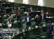 قالیباف از دور با میرسلیم خوش و بش کرد، حاجی بابایی را در آغوش کشید/ تصاویر