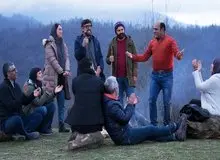 ارگان رسانه ای نزدیک به سپاه: در شبکه نمایش خانگی شاهد رقص مردان، پوشش‌های نامناسب بانوان هستیم