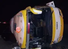 واژگونی اتوبوس در جاده زاهدان به زابل
