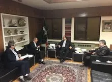 احداث صنایع بزرگ توسعه استان را تسریع می کند