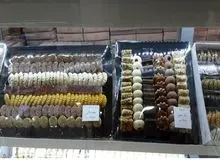  قیمت شیرینی دانمارکی و شیرینی تر نسبت به سال گذشته ۳ برابر و شیرینی نخودچی در یکسال دوبرابر شد/ قیمت شیرینی شب عید چقدر شد؟