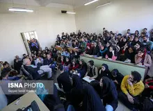 چرا کلاس درس استاد شفیعی کدکنی شلوغ است؟
