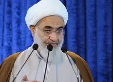 نماینده ولی فقیه قزوین: تهی شدن سفره مردم در نتیجه ی چشم داشتن دولت قبل به کشورهای دیگر است