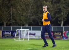 پزشکیان در تمرین تیم ملی فوتبال پا به توپ شد + عکس