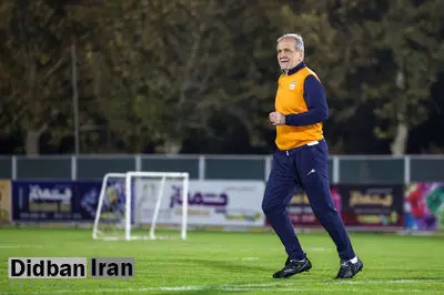 پزشکیان در تمرین تیم ملی فوتبال پا به توپ شد + عکس
