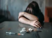 راهنمای جامع انتخاب بهترین کمپ ترک اعتیاد زنان در شیراز