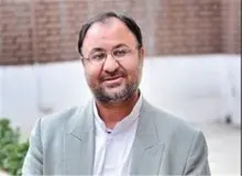 درخواست سکه‌ی محمدصادق کوشکی، کارشناس این روزهای شبکه‌ی افق، برای حرف زدن راجع به‌انقلاب!