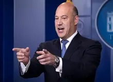 سونامی استعفا در کاخ سفید/ هیچ کس اعتبار خود را برای ترامپ به خطر نمی اندازد