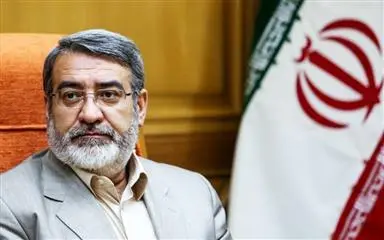 گفتگوی تلفنی رحمانی فضلی با همتای پاکستانی خود/وزیر کشور: فعالیت های تروریستی در مرزهای ایران و پاکستان باید متوقف و سرکوب شود