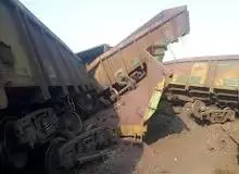 دستور پیگیری سریع سانحه قطار باری هرمزگان از سوی وزیر راه صادر شد