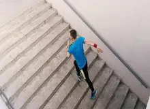 اگر بالارفتن از پله‌ها باعث تپش قلبتان می‌شود این مطلب را بخوانید