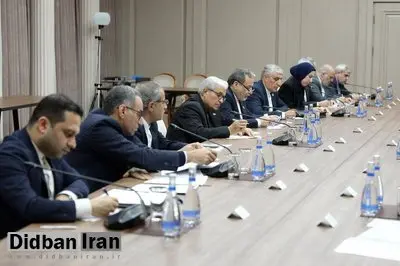 عراقچی با معاون نخست وزیر جمهوری آذربایجان دیدار کرد