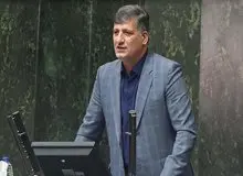 مهرداد چگینی نماینده مجلس: چرا وقتی ارز در دولت گذشته ۱۲۰ درصد افزایش یافت، حرف از استیضاح وزیر اقتصاد نزدید؟
