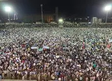 ‌خسته نباشید «رییسی» به کادر درمان در میتینگ انتخاباتی در اهواز/ عکس