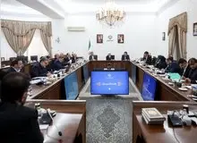 عارف: حق اعتراض را به رسمیت می‌شناسیم