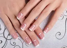 عدم پخش یک مسابقه در صداوسیما / علت: لاک ناخن یکی از زنان شرکت کننده در مسابقه