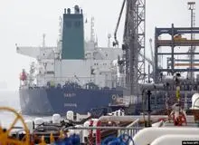 بارگیری نفت ایران در اردیبهشت ماه  به «۴۰۰ هزار بشکه سقوط کرد»