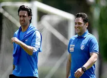 افشاگری مربی برکنارشده استقلال علیه «فرهاد مجیدی»/ چرا تشویق من توسط بازیکنان را ممنوع کردی؟/  زمانی که شما فوتبال بازی می‌کردی من مدرک A مربیگری داشتم 
