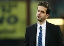 روایت مدیر عامل استقلال از بندی در قرارداد سرمربی این تیم که خط قرمز نظام  خوانده می شود !