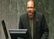 سنگ بزرگ علامت نزدن است/ انگار در زنگ انشا از همه چیز گفته‌اند، اما هیچ کاری را نمی‌خواهند به سامان برسانند