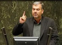 رشیدی کوچی نماینده مجلس:  اگر به قیمت بنزین دست بزنیم مردم کف خیابان می آیند