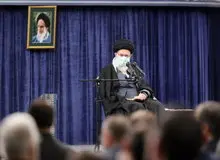 آیت الله خامنه ای: داشتن نیروی انسانی جوان متخصص یک افتخار است اما اگر شغل نداشت بیکار ماند چه؟ یک سرافکندگی است!