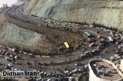 خانواده قربانیان دانشجویان دانشگاه آزاد مراسم یادبود را ترک کردند