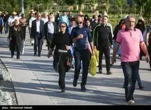 هنگام پیاده روی آدامس بجوید ضرر نمی کنید!!
