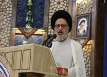 امام جمعه شیراز: حزب الله و حماس روز به روز قوی تر از همیشه هستند 