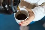 قهوه قبل از صبحانه؛ خوب یا بد؟
