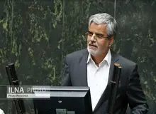 محمود صادقی:  یکدست شدن قوا «خطرناک» است/ اصلاح طلبان باید کنار رفتن از قدرت را یک فرصت ببینند