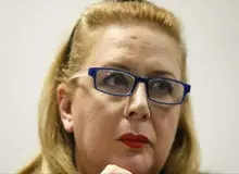 عذرخواهی همسر یاسرعرفات از امارات به دلیل اعتراضات مردم فلسطین