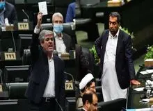 سایت الف: تاجگردون می خواهد اتهام فساد، رانت خواری و..خود را به یک دعوای قومیتی تبدیل کند