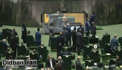 جلسه پرحاشیه امروز مجلس بدون رعایت فاصله گذاری اجتماعی برگزار شد