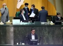 یک نفر هم نیست که به مردم توضیح‌ دهد علت قطعی برق چیست/ هم زمستان قطعی برق داریم هم تابستان، وزارت نیرو چه کاره است؟ 
