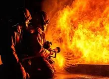 آخرین جزئیات حادثه سوختگی کارگران در محمود آباد قم/ بازرس کار اداره تعاون: از دو مصدوم دیگر که سوختگی بالای ۵۰ درصد دارند، یکی در بخش عادی و دیگری در بخش مراقبت‌های ویژه نگهداری می‌شود