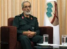 سردار نجات: باید پشت‌پرده فتنه‌های ۷۸، ۸۸، ۹۶ و ۹۸ را روشن کرد/ سرلشکر صفوی: دولتمردانی که با امام و رهبری همراهی کردند، عاقبت بخیر شدند