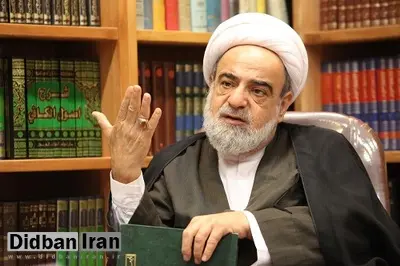 استاد حوزه علمیه: عمامهپرانی، کار جدیدی نیست ۶۰ سال قبل هم مردم عراق روحانیون را می زدند/ مراقب باشیم، ته دل ما خالی نشود/ دعا کنید خدا سایه رهبری را از سر ما کم نکند
