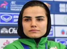فرشته کریمی: مشکل برخی با لباس تیم ملی فوتبال زنان شیک بودن آن است/ اگر کت دختران بلندتر بود که نامش «مانتو» می شد نه کت!